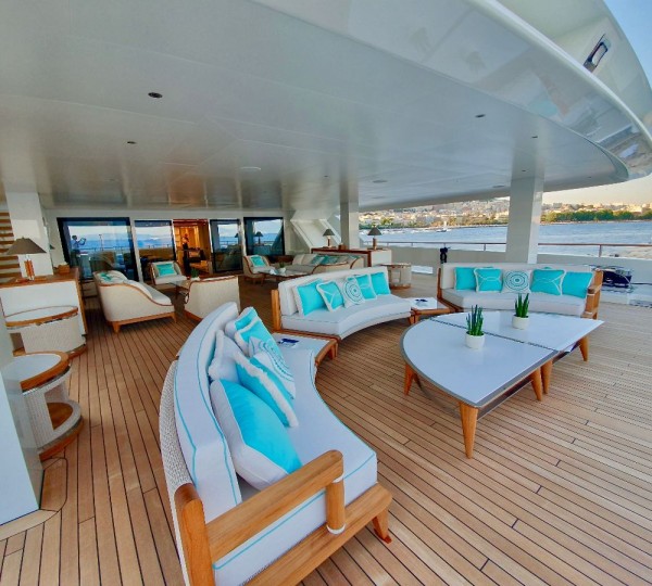 mimtee yacht charter